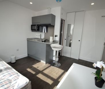 1 bedroom studio to rent - Photo 3