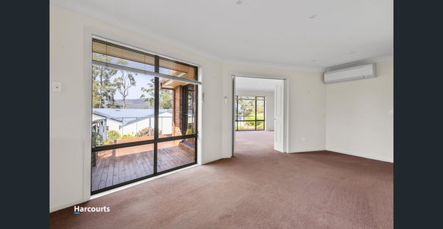 Charming 3-Bedroom House - Photo 1