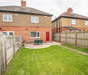 2 bedroom semi-detached house to rent - Photo 5