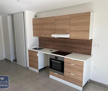 Location Appartement 1 pièce 26m² VILLEFRANCHE SUR SAONE 69400 - Photo 2