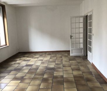 MAISON 4 CHAMBRES AVEC GRAND JARDIN ET GARAGE - Photo 1