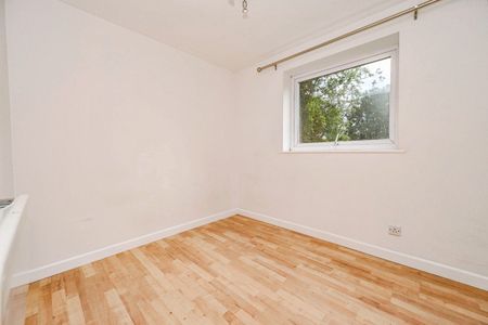 Datchet Close, HEMEL HEMPSTEAD - Photo 5