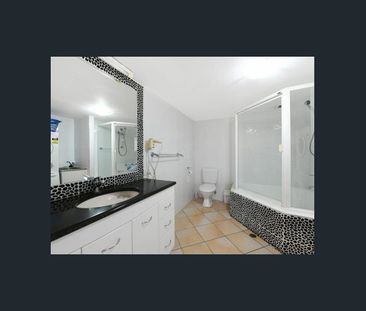 Stunning Views of the Pacific from this Iconic Mooloolaba Building! - Photo 6