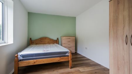 30 Roman Way - Photo 2