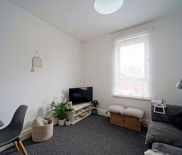 Alexandra Road Hyde Park, Leeds - Photo 2