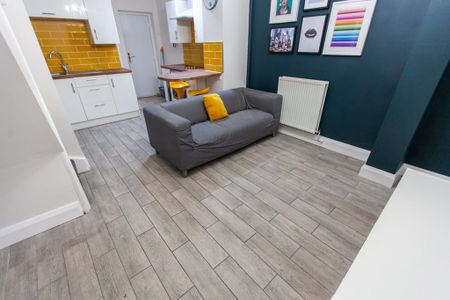 3 bedroom house share to rent - Photo 4