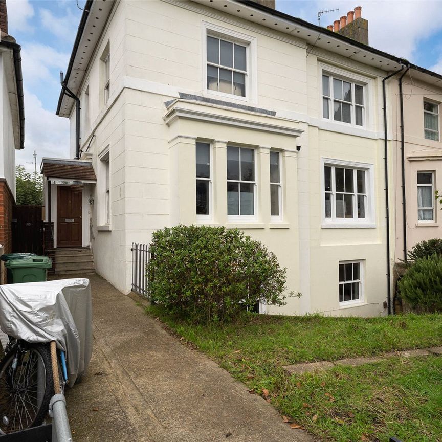 3 bedroom apartment to rent - Photo 1