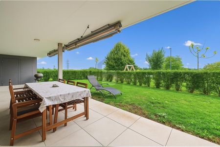 HIGH-QUALITY WITH SUNNY GARDEN - Photo 4