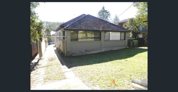 Affordable Living in the Heart of Gosford - Photo 1