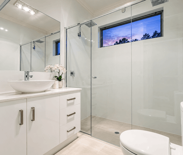 Lovely Modern Family Home in Highly Desirable Central Location - Photo 6