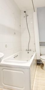 Badgers Close, Hertford - Photo 4