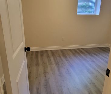 For Lease - 3682 Indigo Crescent Unit# Basement, Mississauga, Ontario - Photo 1