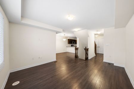 For Lease - 101 McAlister Avenue, Richmond Hill, Ontario - Photo 3