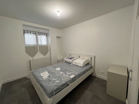 Location Appartement 2 pièces 29m² - Photo 2