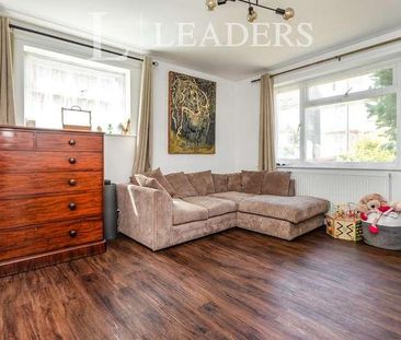 Garlands Road, Redhill, RH1 - Photo 4