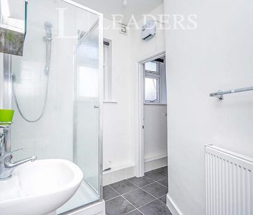 2 bedroom apartment to rent Aberdeen Road, Southampton, SO17 - Photo 6
