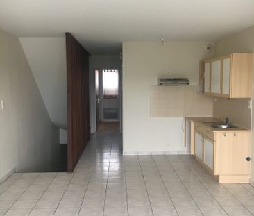 Location Appartement 4 pièces 74m² ONET LE CHATEAU 12850 - Photo 3