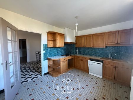 Location Maison 7 pièces 150m² FEYTIAT 87220 - Photo 3