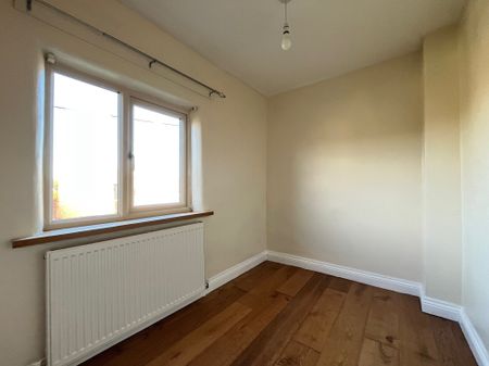 Smithy Bank, Alton - Photo 4