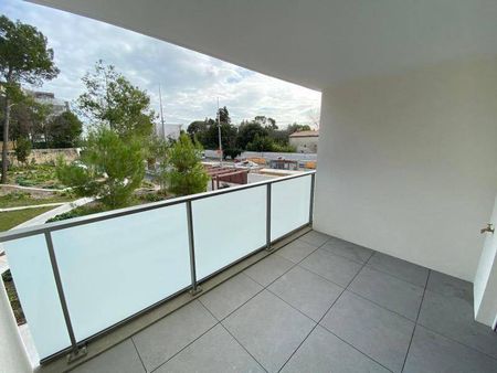 Location appartement récent 2 pièces 47.25 m² à Montpellier (34000) - Photo 2