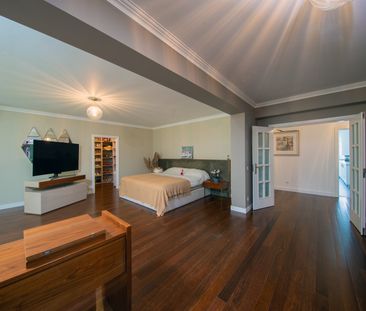 Detached villa with heated pool in Leiria - Photo 1