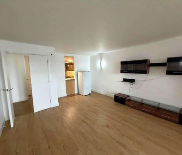 Westferry Road, Canary Wharf, E14 - Photo 3