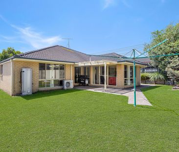 Stunning Family Home in Gwandalan - Photo 3