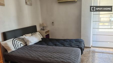 valencia, Valencian Community 46920 - Photo 2