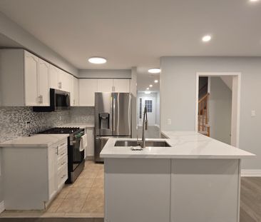 For Lease - 36 Burwell Street, Whitby, Ontario - Photo 3