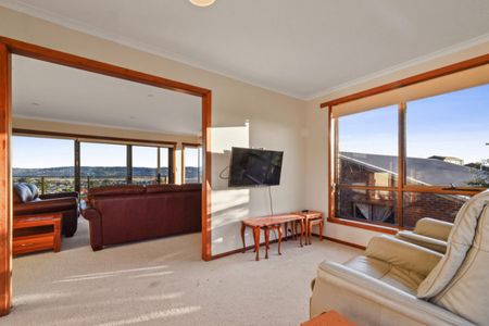 9 Vermeer Avenue - Photo 4