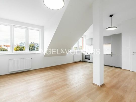 Pronájem bytu 3+kk 80 m2 - Fotografie 1