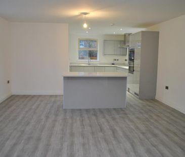 6 bedroom detached house to rent - Photo 6