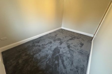 Merton Close, KIDDERMINSTER - Photo 3