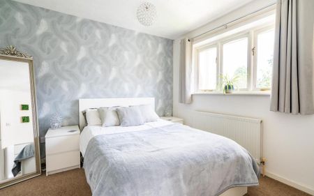 2 bedroom end of terrace house to rent - Photo 5