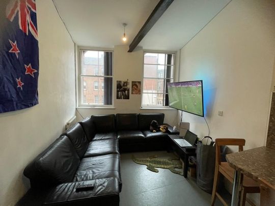 6 bedroom terraced house to rent - Photo 1