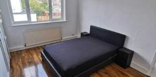 1 bedroom property to rent in Watford - Photo 2