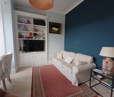 2 Bed Flat, Queens Road, E11 - Photo 1