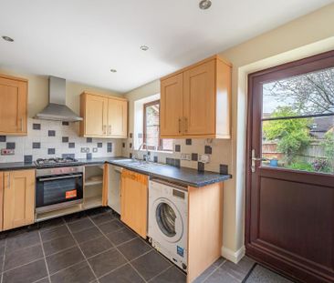 4 bedroom detached house to rent - Photo 1