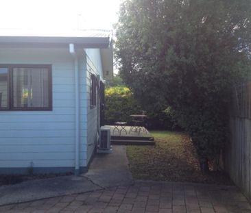 Tidy 3-Bedroom House - Photo 5