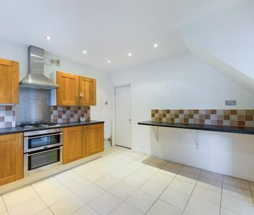 3 bedroom townhouse to rent - Photo 1