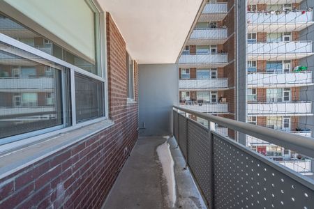 230 Oak Street - Photo 3