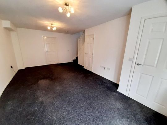 3 bedroom House To Let - Photo 1