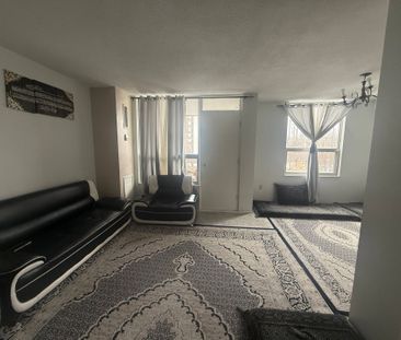 For Lease - 10 Edgecliff Golfway Unit# 909, Toronto, Ontario - Photo 1