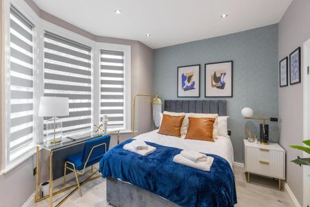 1 bedroom serviced apartment to rent - Photo 2