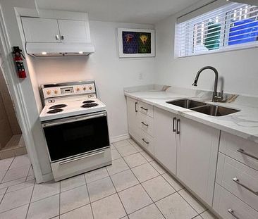 For Lease - 77 Highland Park Boulevard, Markham, Ontario - Photo 1