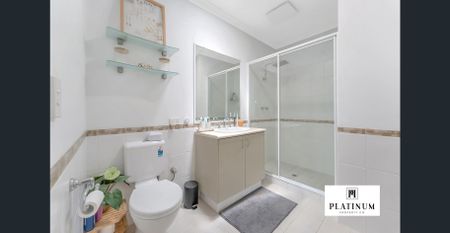 FULLY FURNISHED, 6 MONTH LEASE - Photo 3