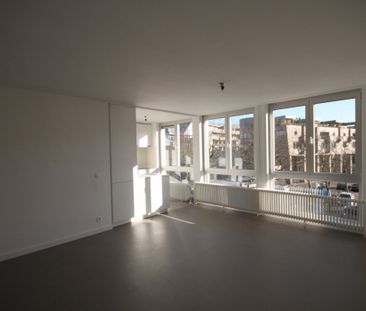 Totaal gerenoveerd appartement met uitzonderlijke ligging in Brassc... - Photo 3