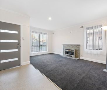 Modern Comfort in Prime Wendouree Location - Photo 1