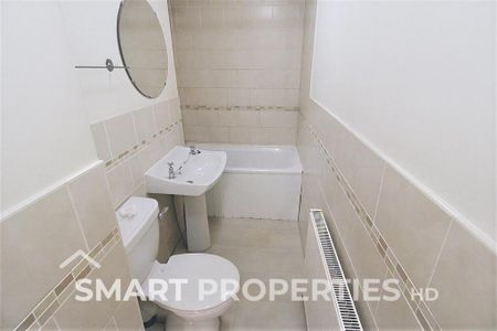 2 bedroom terraced house to rent - Photo 4