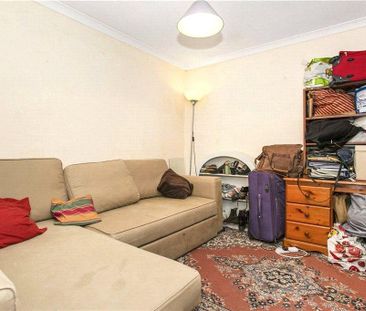 1 bedroom in a house share to rent - Photo 6